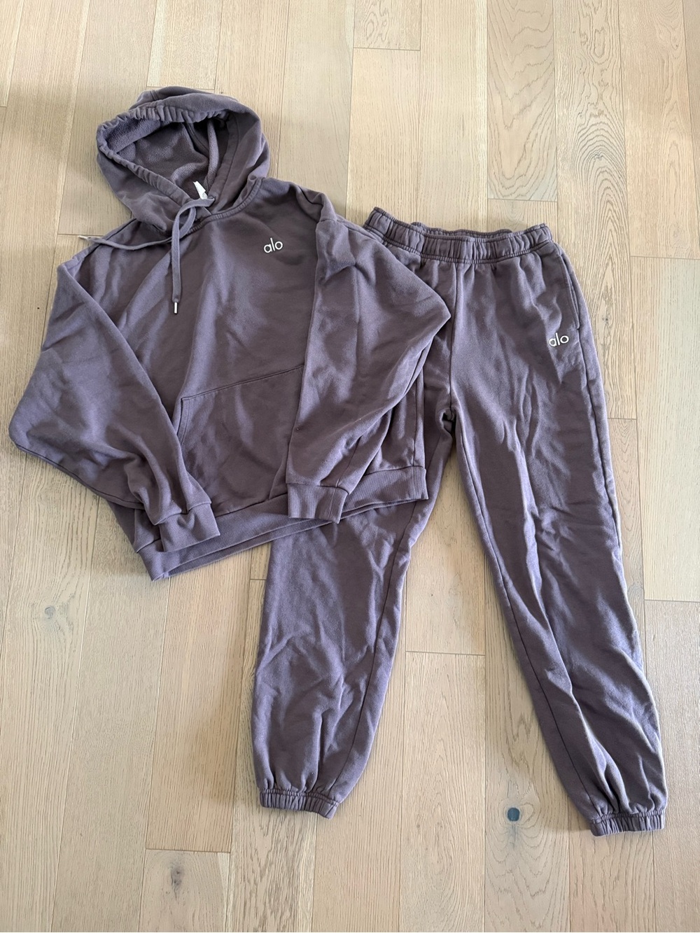 ALO - woman’s sweatsuit